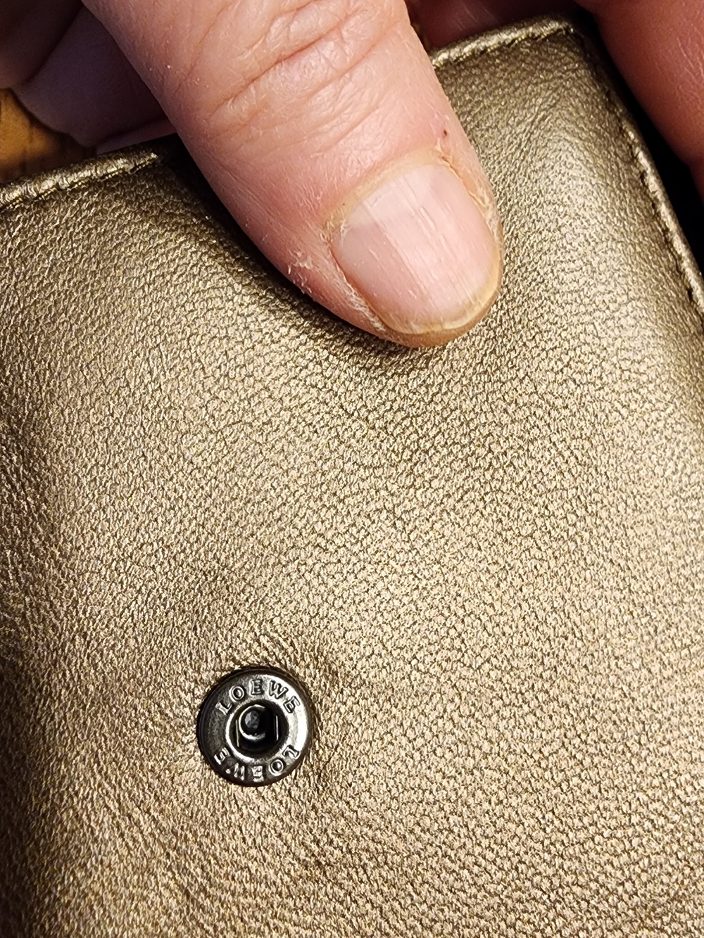 Loewe Anagram leather folding wallet in a metallic bronze - Picture 13 of 16